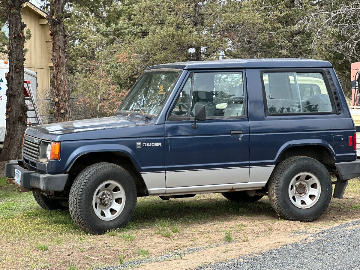 ESTATE SALE CROOKED RIVER RANCH FRIDAY &... starts on 4/19/2024