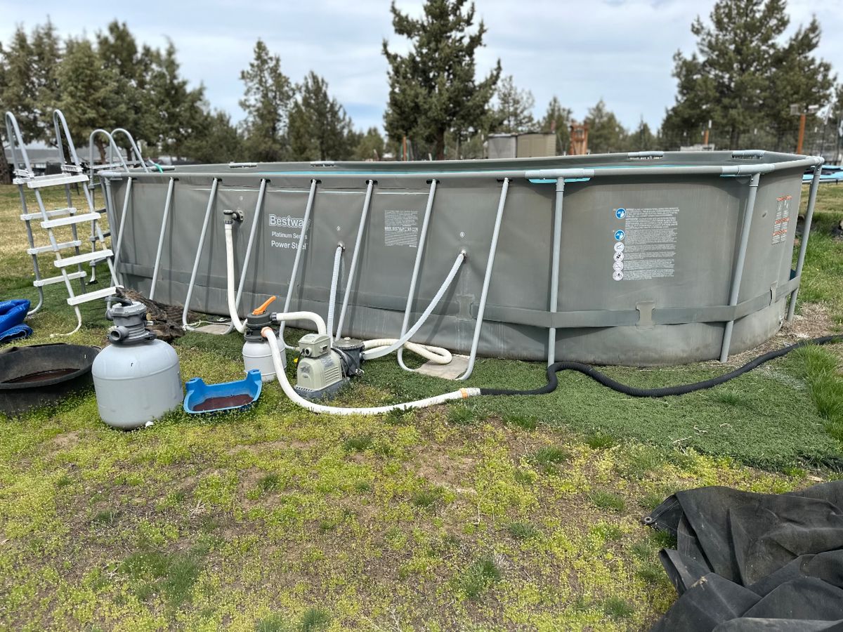 ESTATE SALE CROOKED RIVER RANCH FRIDAY &... starts on 4/19/2024