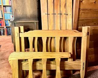 Small oak bed