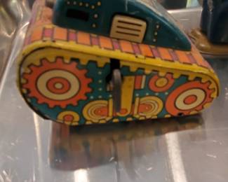 Vintage Marx wind-up flip over tank