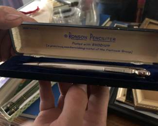 Collectable pen