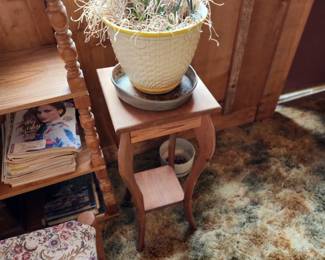 Plant stand