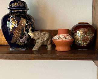 Vases-Japan, Venezuelan pottery, Lefton figurine