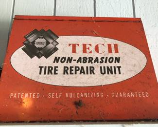 Metal Tire Repair Unit Cabinet