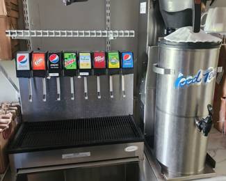 8-fountain soda fountain with carbonation system and Curtis iced tea maker