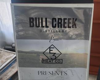 Customizable event A-frames for signage