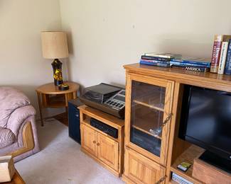 Lamp & Stereo
