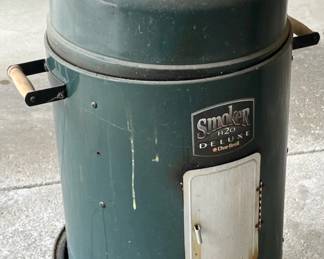 Char-Broil H2O Deluxe smoker.