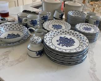 Wedgewood Midwinter Country Blue set