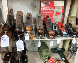 ...more wood planes: Stanley #26, Sergeant, Bailey, Dunlap...