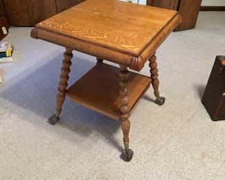 A parlor table in EXCELLENT condition!! VERY sturdy, very STRONG!    NOTE the claw feet on the glass balls.