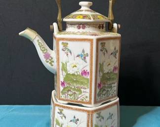 TOYO Ming Lotus and Birds Japanese Porcelain Tea Pot