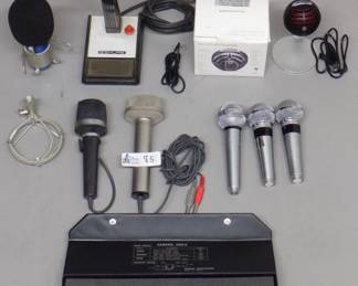 BOX VINTAGE MICS INCLUDING SONY, SHURE, AND MORE