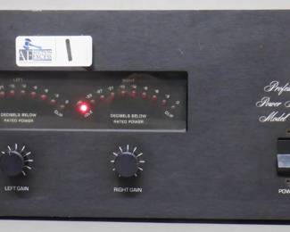 BGW 750B PROFESSIONAL POWER AMP