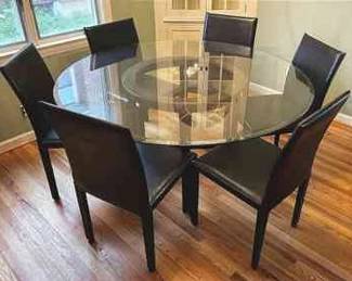 Crate Barrel 60 Round Dining Table With 6 Chairs