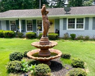 Huge italian fountain.