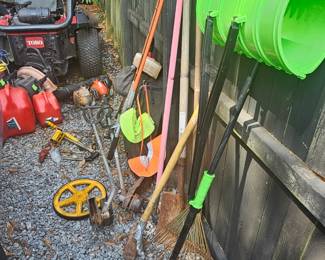 Yard and garden tools