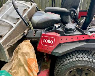 Toro Zero Turn lawn tractor 2500 Series