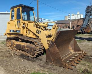 1997 Caterpillar CAT 963B Track Loader, 11,835 Hours Showing On Gauge, Four-Way 8' Bucket, Rear Hydraulics, 22" Double Grouser Tracks, AC And Heat In Cab, Rear Drop Pin