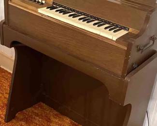 Circa 1960s Chord Organ