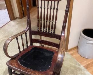 Rocking chair
$140