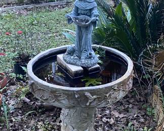 Bird Bath , Yard Items