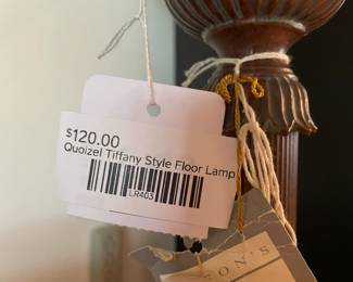 Quoizel Tiffany Style Floor Lamp