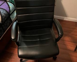 Bedroom 3 - office chair