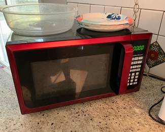 Kitchen - Hamilton Beach microwave