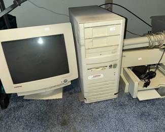 Vintage Compaq Presario 9234 computer