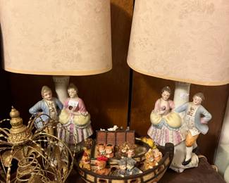 A pair of vintage figural lamps