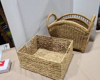 2 baskets with handles.