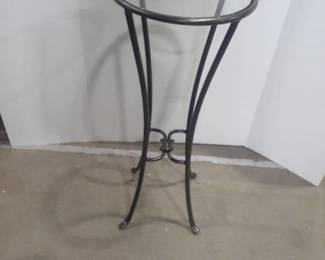 Plant stand. 28 x 12
