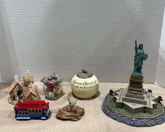 Statue of Liberty - missing the torch, tealight holder, David Winter cottage - and more