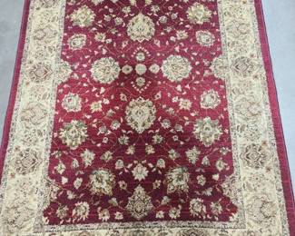 Oriental rug 46 x 68 has carpet grips on two corners