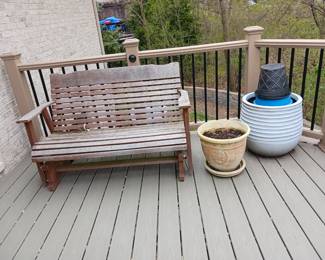 Garden glider and planter pots