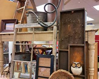 Much rustic!! Antique copper sprayer/fire extinguisher