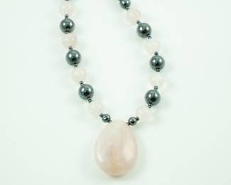 Pink quart necklace
