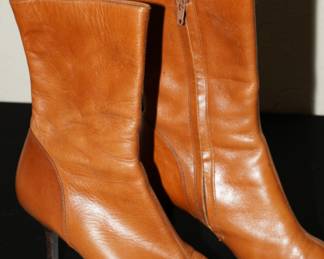 Steve Madden leather boots-size 8