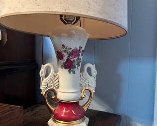 Jenny Worrall swan lamp $30.00