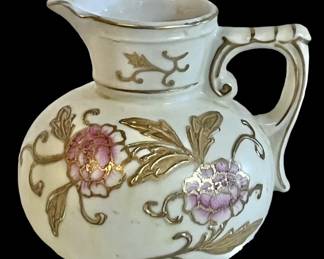 Arnart Japan Gold Embellished Creamer