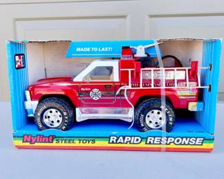 Vintage Nylint Steel Rapid Response Fire Truck Model # 1260 - New in Box