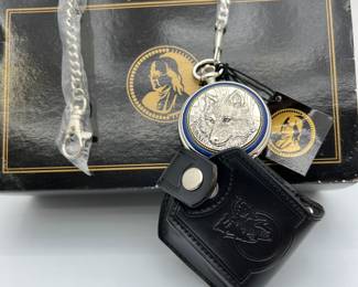  Franklin Mint Wolf Wildlife Pocket Watch & Leather Pouch Set
