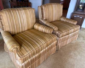 (Lot 8) $450/pair - Pair of Mid Century Club Chairs, Hammary.  32w 30d 34h, seat 22w 23d 17h