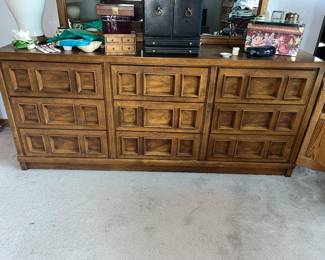 MCM DREXEL BEDROOM SET 