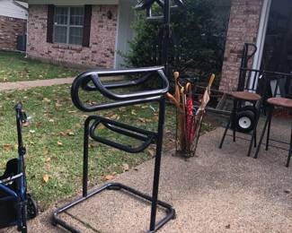Saddle Stand