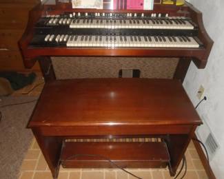 Hammond double keyboard Organ Model A-100