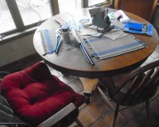 rd oak table and 4 chairs