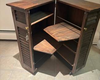 Folding bar cabinet
