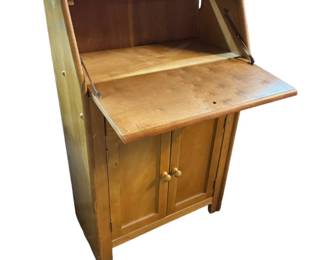 $125 USD     Shaker Style Wood Cabinet With Drop Down Desk     24 x 12 x 38.5

Pickup Details
Please contact us to arrange for pick up. When you come, feel free to browse around our warehouse. We have so many amazing finds!

8300 B Merrifield Avenue, Merrifield, VA

In-Person Payment Details
We accept cash, Venmo, Zelle, or credit card.